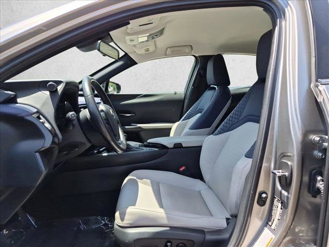 Used 2021 Lexus UX 250h w/ Accessory Package (Z2) AWD/4WD image 15