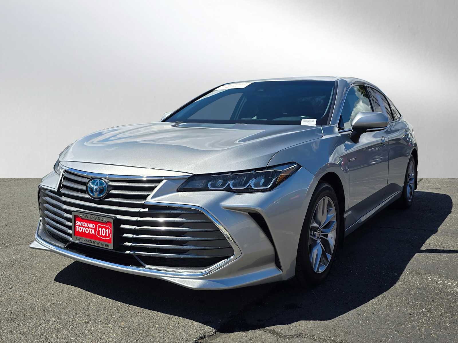 Used 2021 Toyota Avalon XLE w/ Carpet Mat Package (TMS) image 7