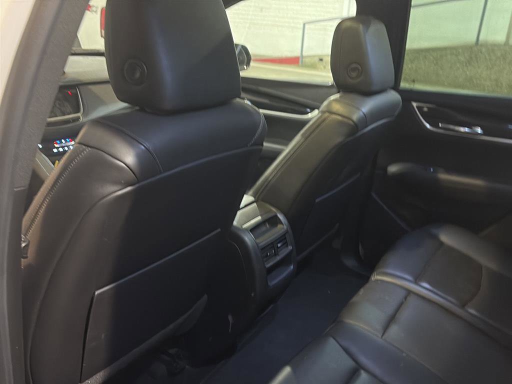 Used 2021 Cadillac XT5 Premium Luxury AWD/4WD image 14