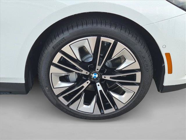 New 2027 BMW 530i w/ Premium Package RWD image 9