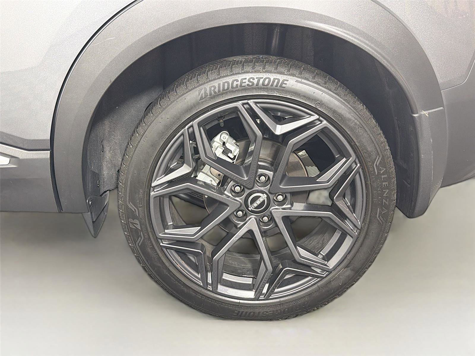 Used 2025 Nissan Kicks SR w/ Interior Electronics Package AWD/4WD image 28