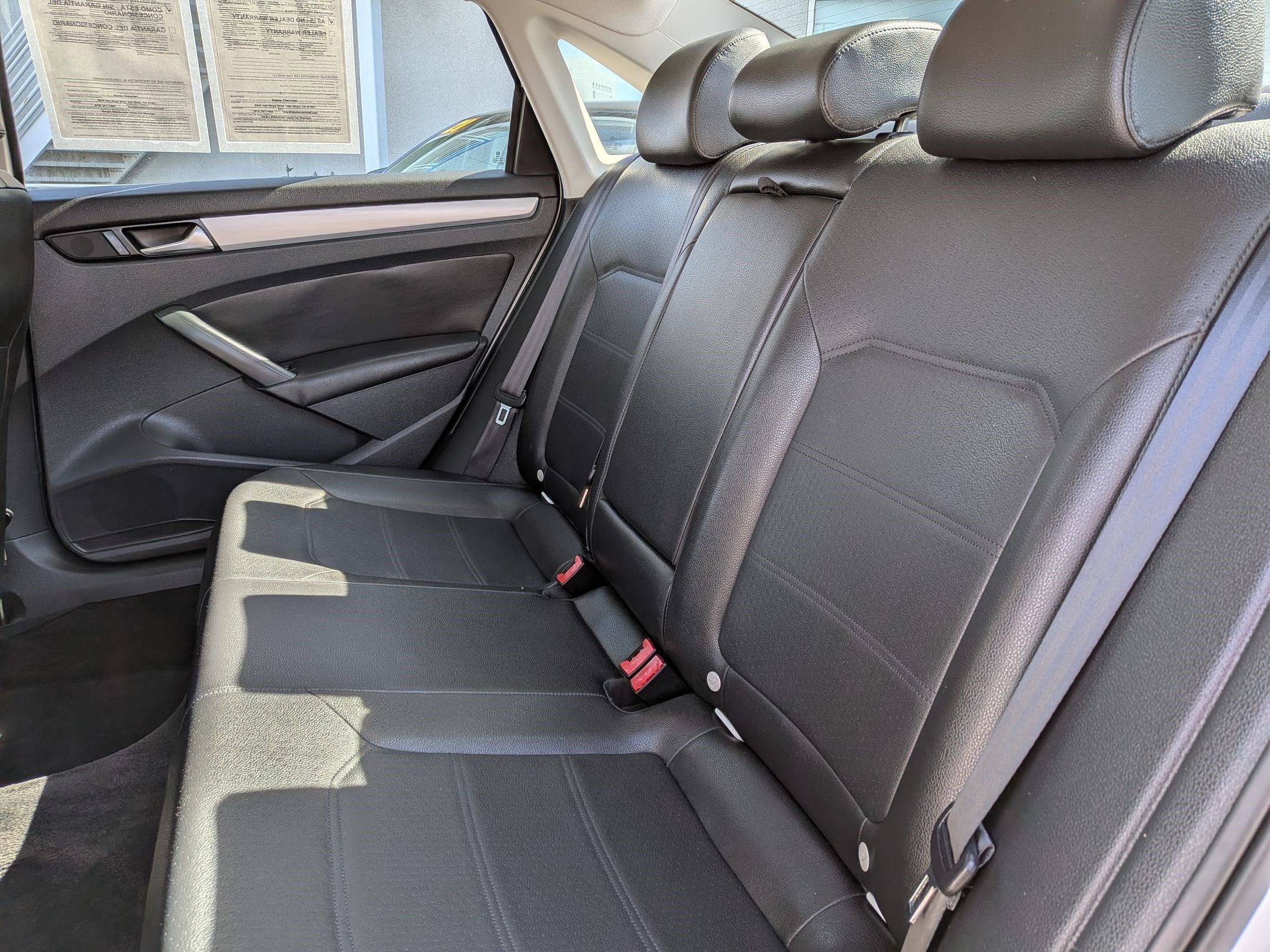 Used 2012 Volkswagen Passat 2.5 SE image 22