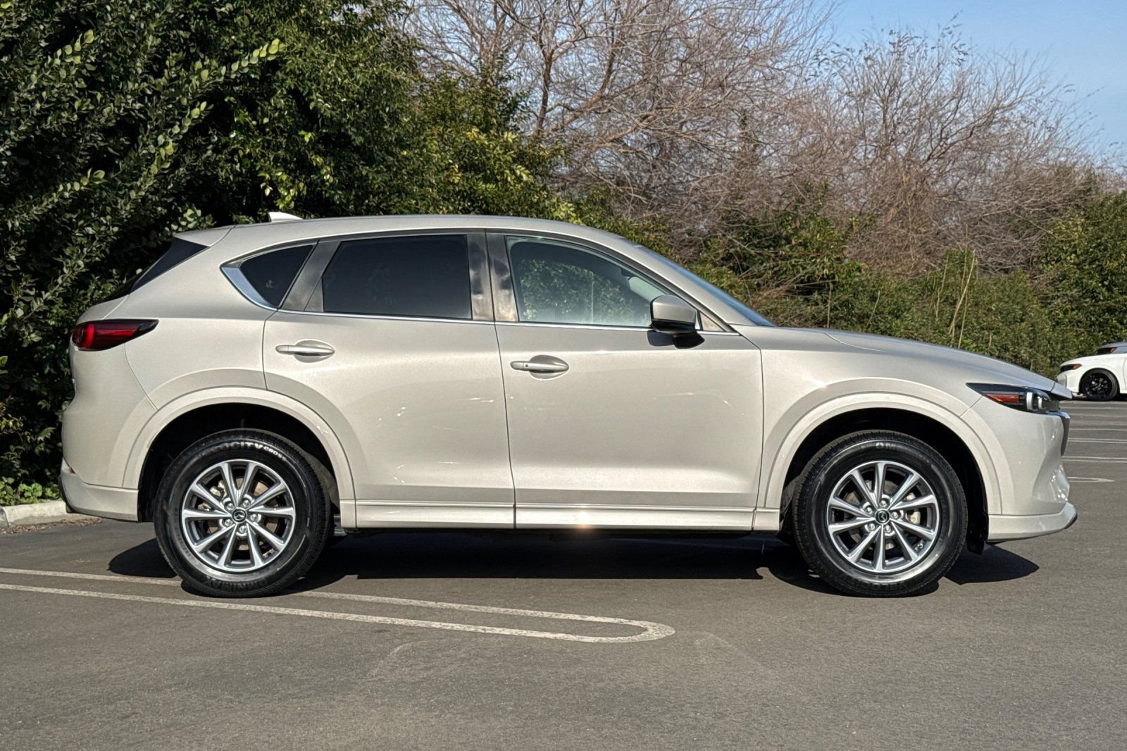 Certified 2024 MAZDA CX-5 AWD 2.5 S w/ Select Package image 3