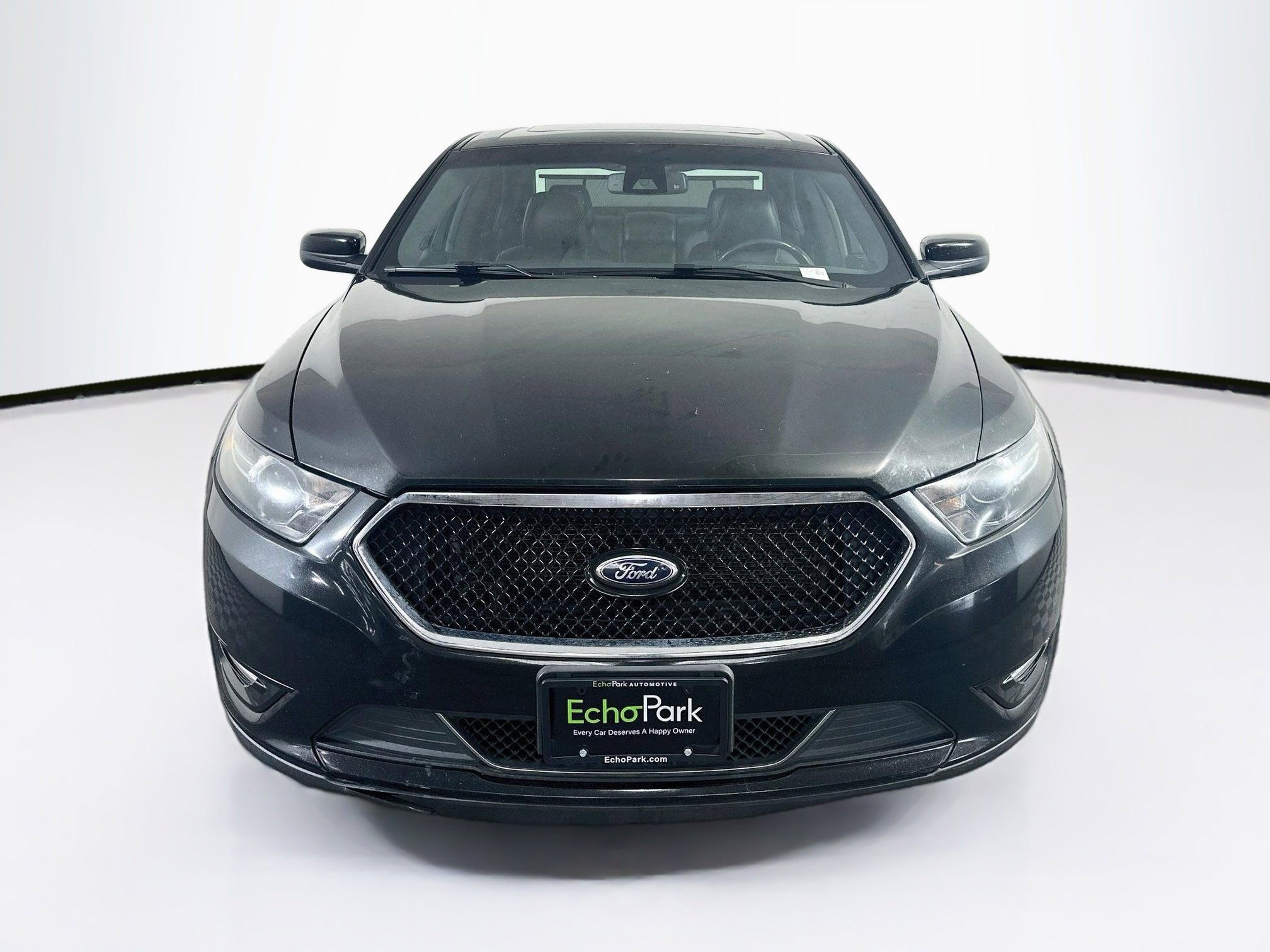 Used 2013 Ford Taurus SHO AWD/4WD image 2