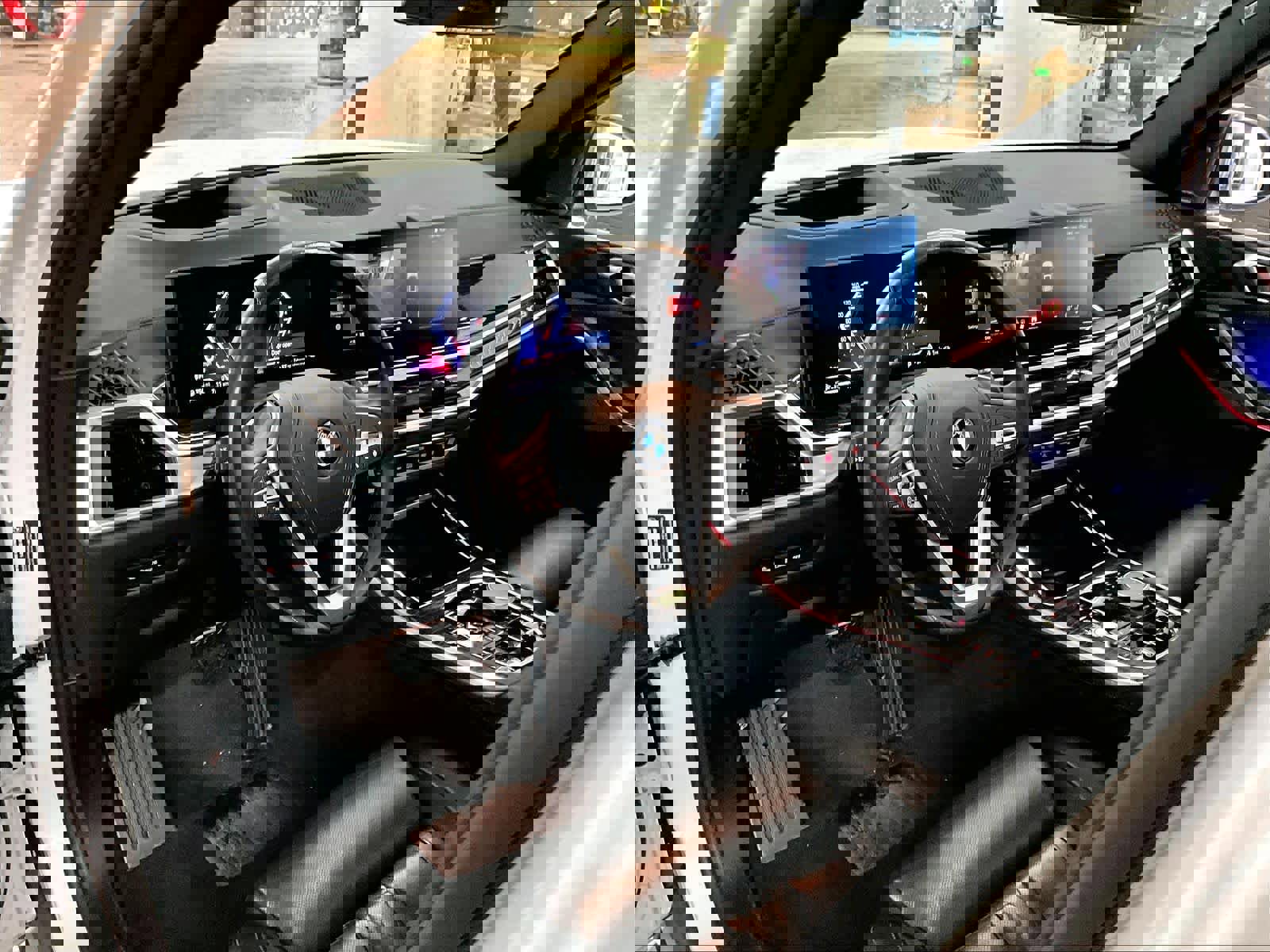 Used 2025 BMW X5 xDrive50e image 15