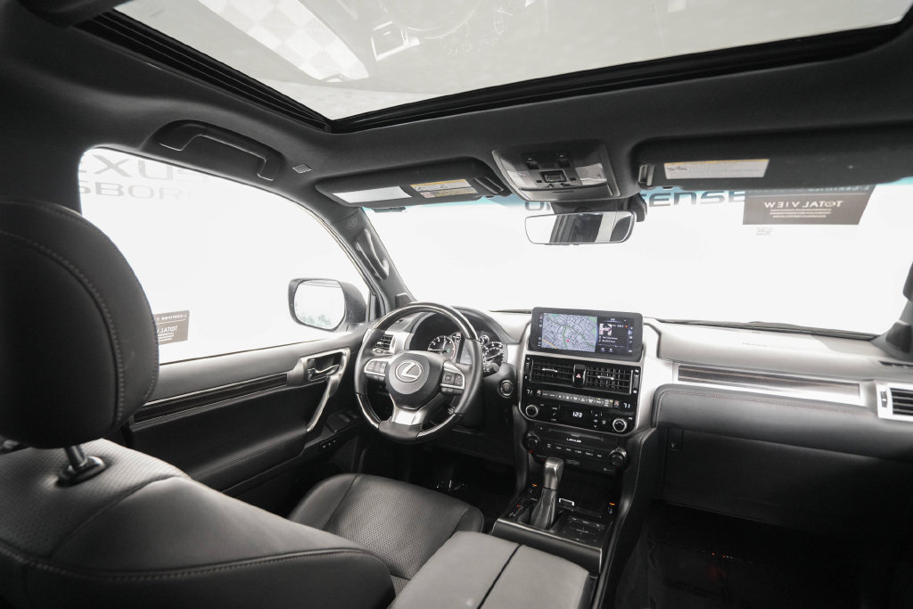 Certified 2023 Lexus GX 460 Luxury w/ Sport Design Package AWD/4WD image 16