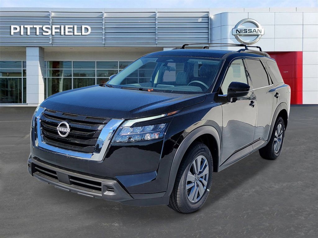 New 2025 Nissan Pathfinder SV image 7