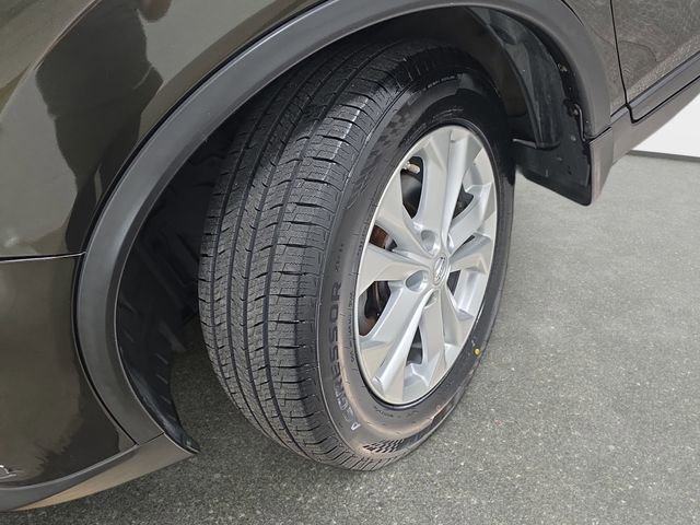 Used 2015 Nissan Rogue SV w/ SV Premium Package AWD/4WD image 28
