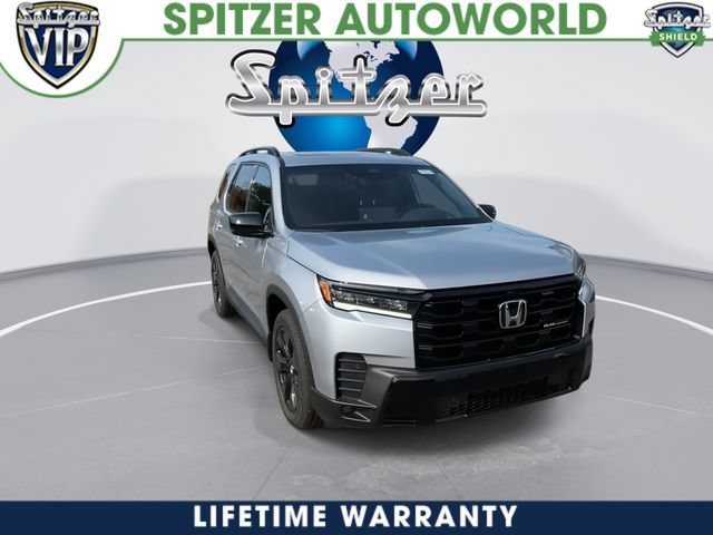 New 2026 Honda Pilot Black Edition image 3