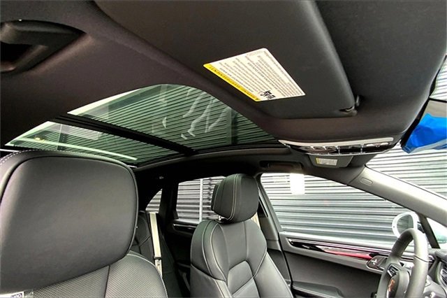 New 2025 Porsche Macan image 32