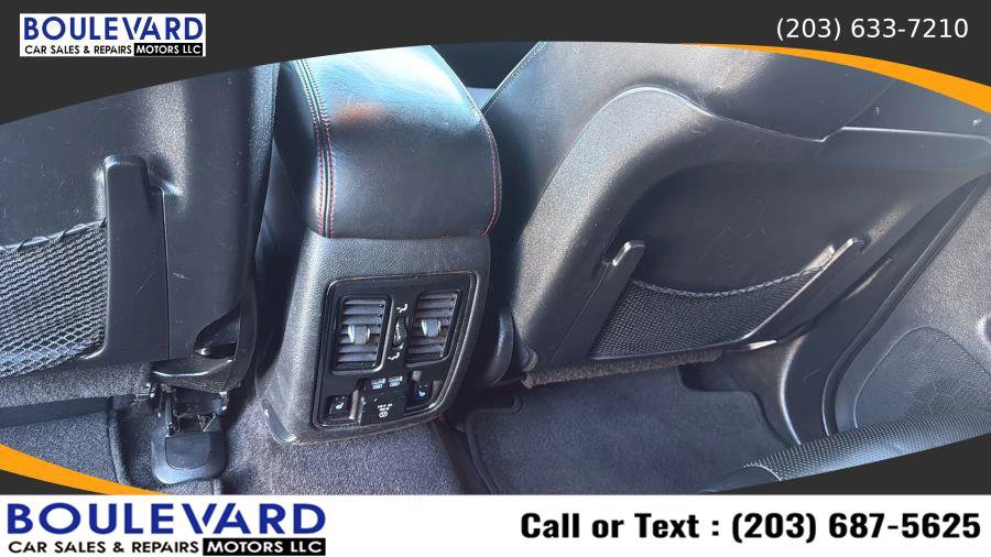 Used 2017 Dodge Durango R/T w/ Technology Group image 35