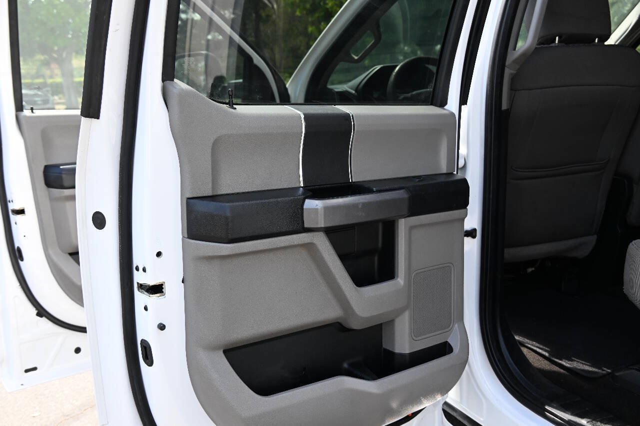 Used 2018 Ford F350 XLT w/ XLT Value Package RWD image 13