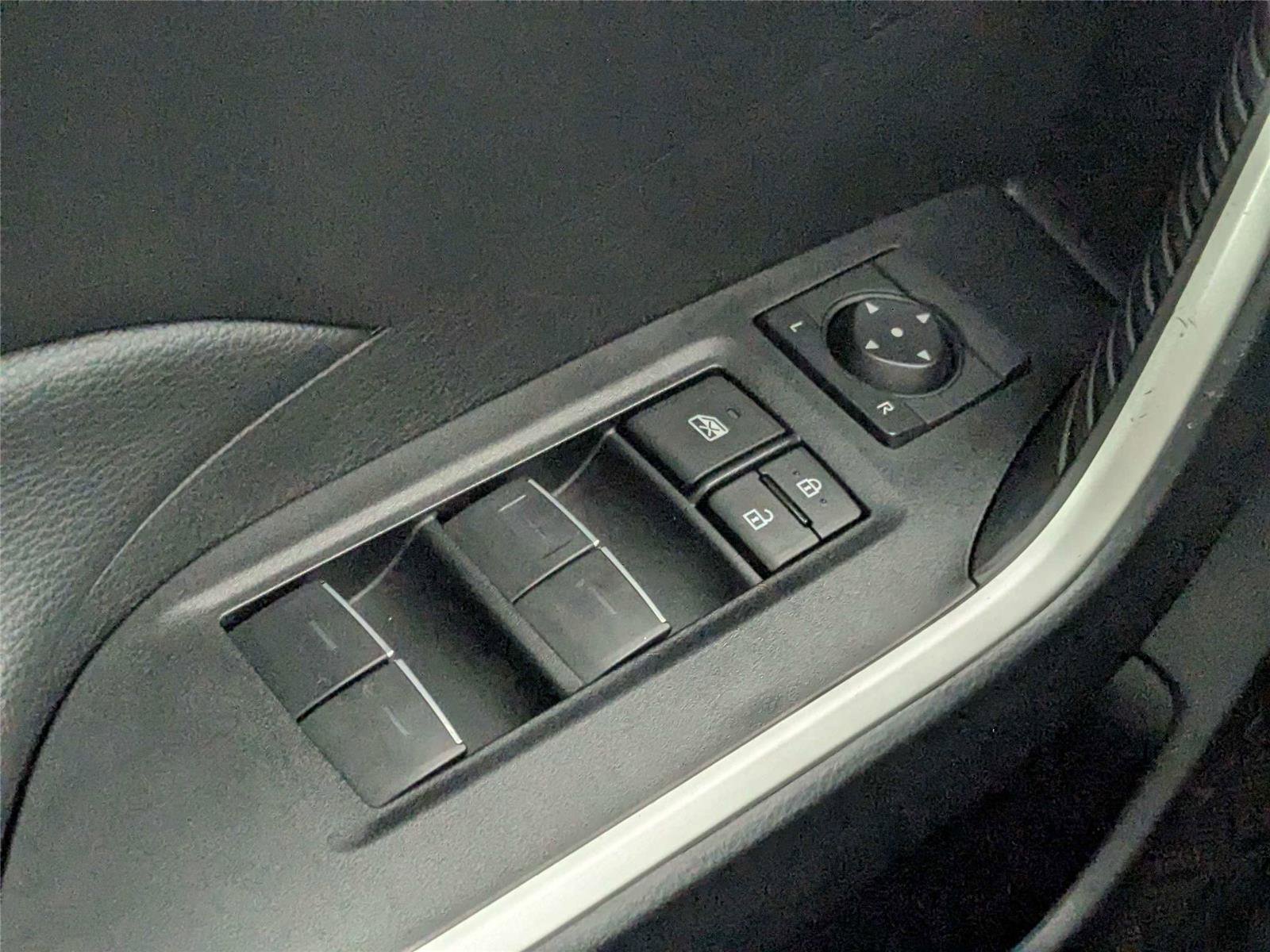 Certified 2025 Toyota RAV4 XLE FWD image 14