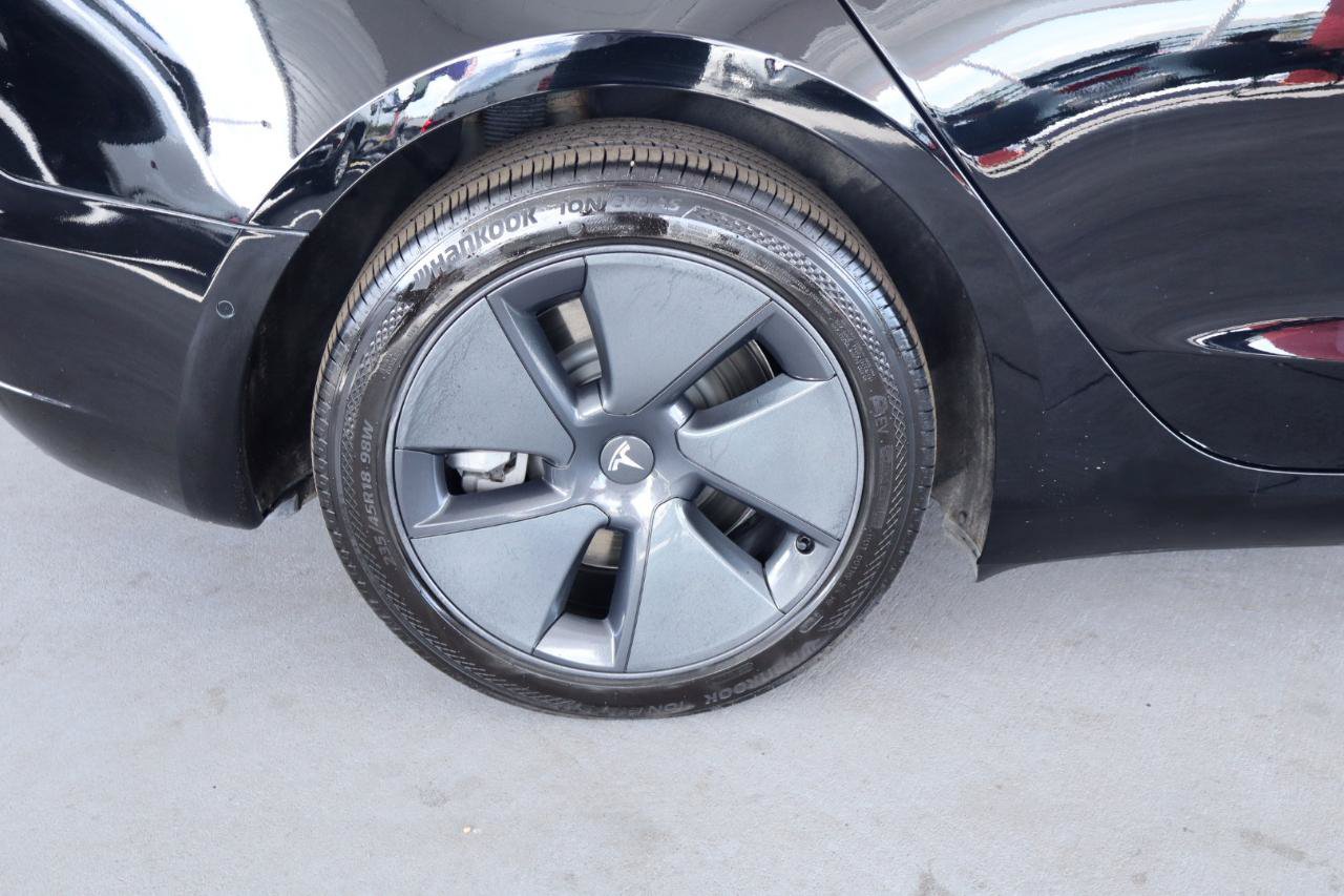 Used 2022 Tesla Model 3 Long Range AWD/4WD image 5