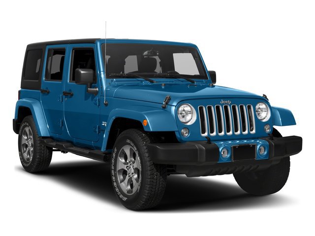 Used 2016 Jeep Wrangler Unlimited Sahara w/ Connectivity Group AWD/4WD image 9