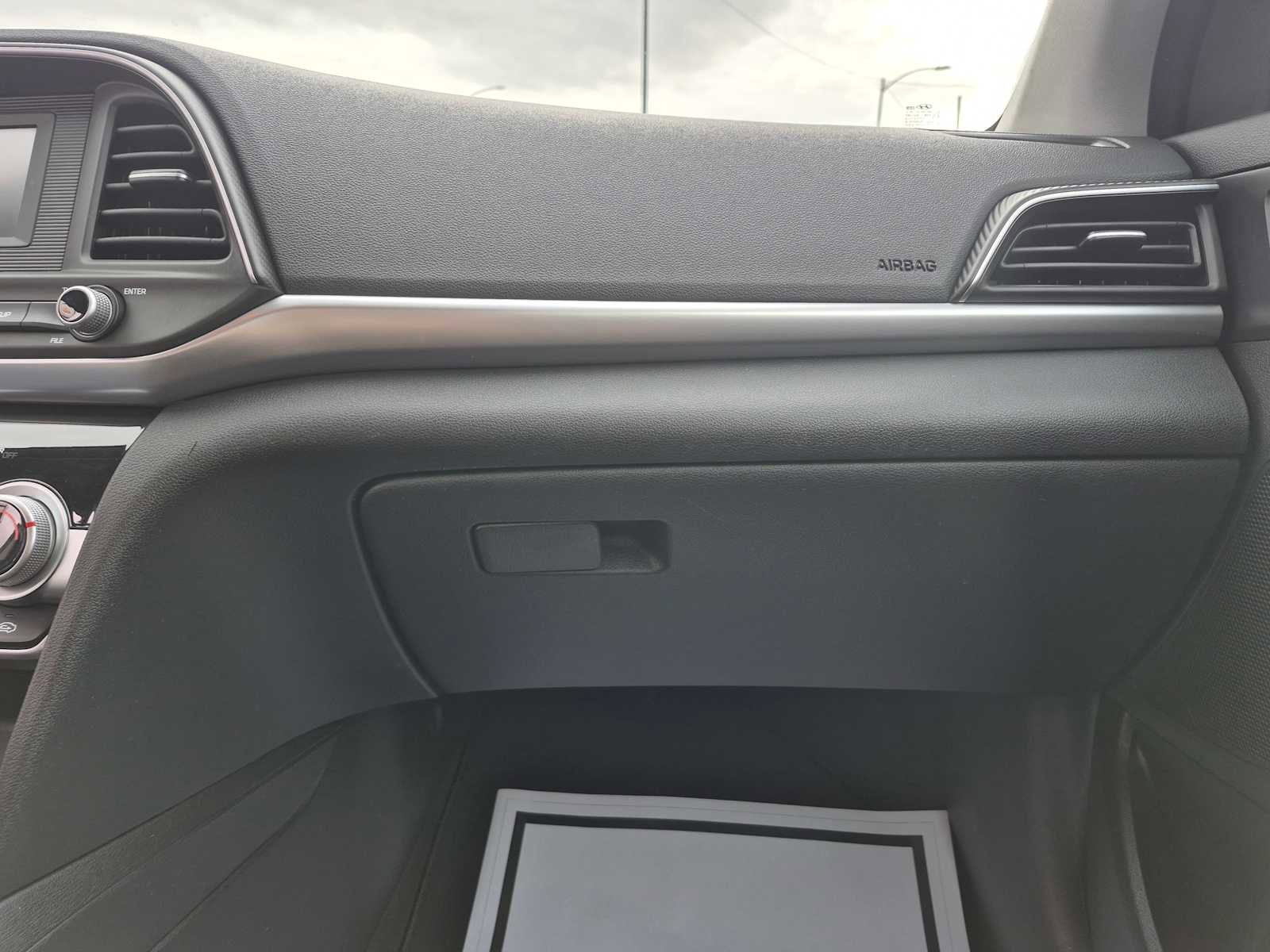 Used 2019 Hyundai Elantra SE w/ Cargo Package image 22