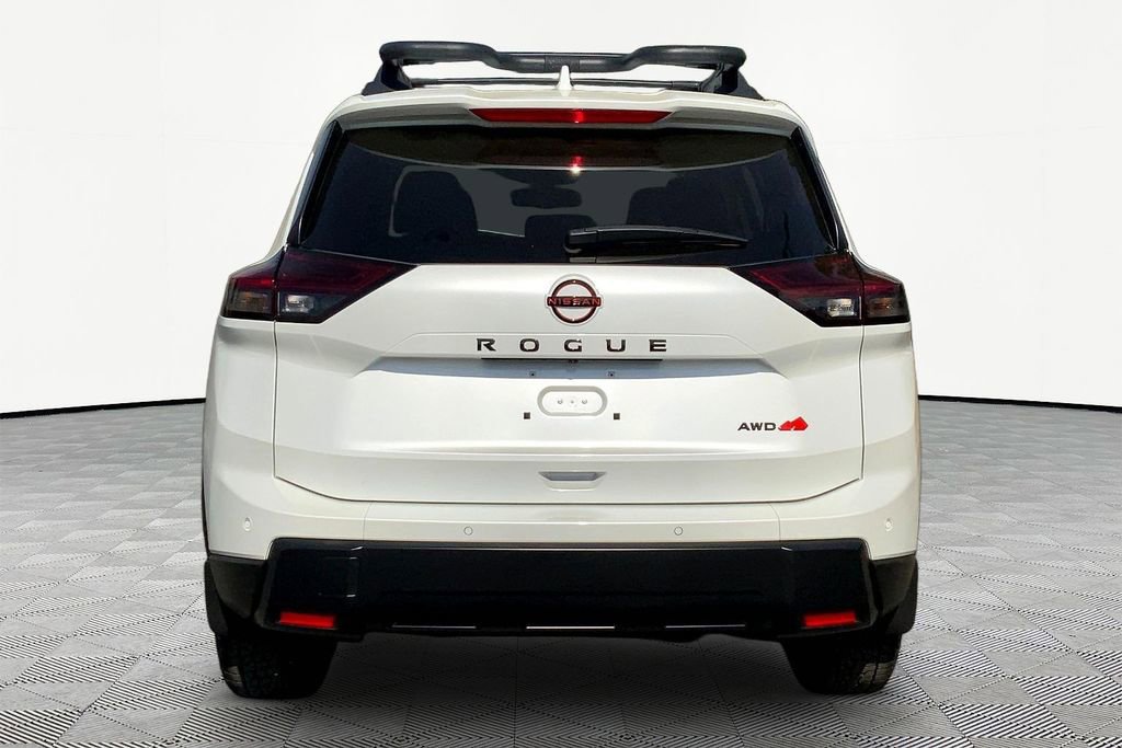 Used 2025 Nissan Rogue SV w/ Rock Creek Premium Package image 6