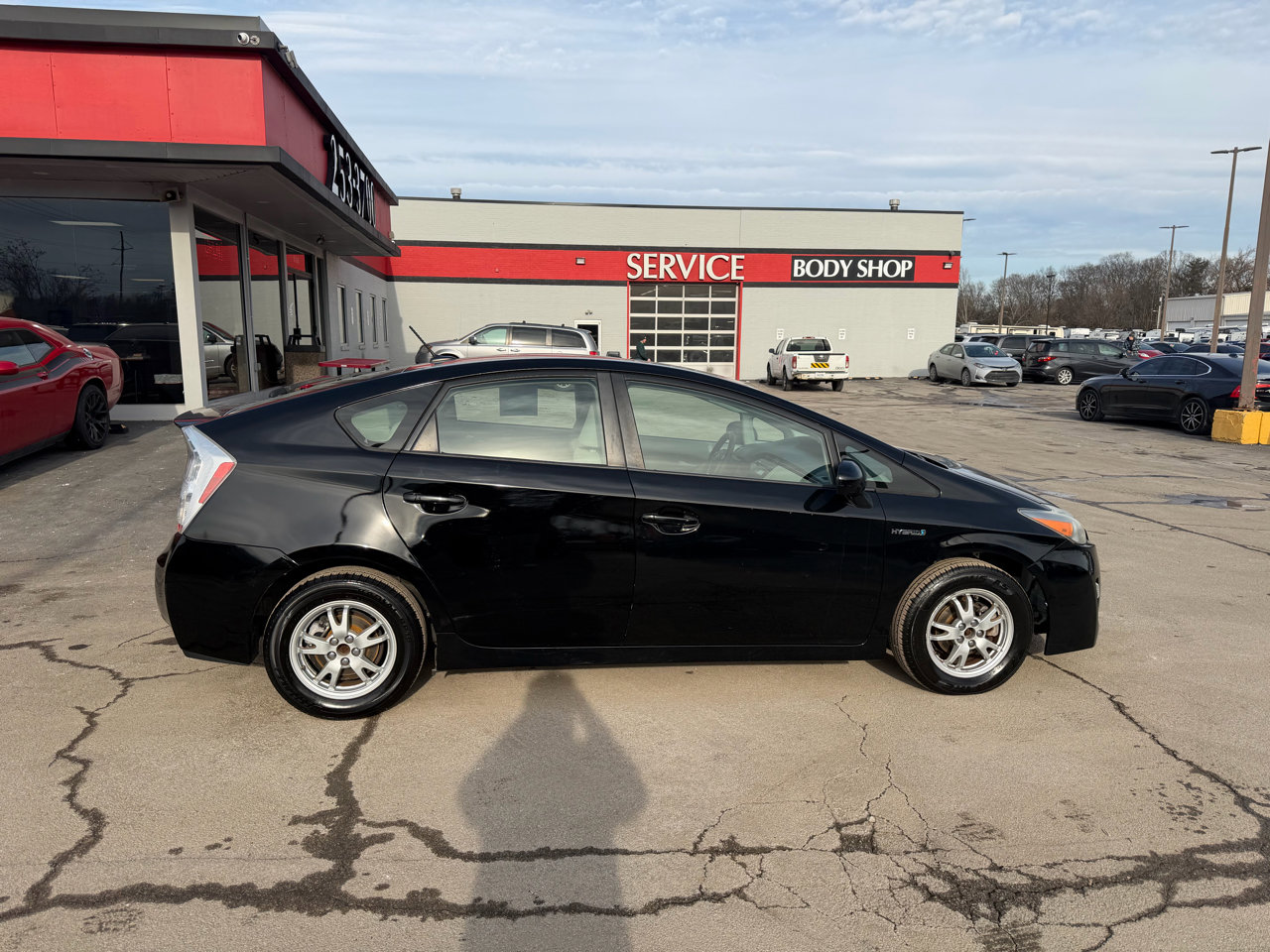 Used 2010 Toyota Prius Three image 2