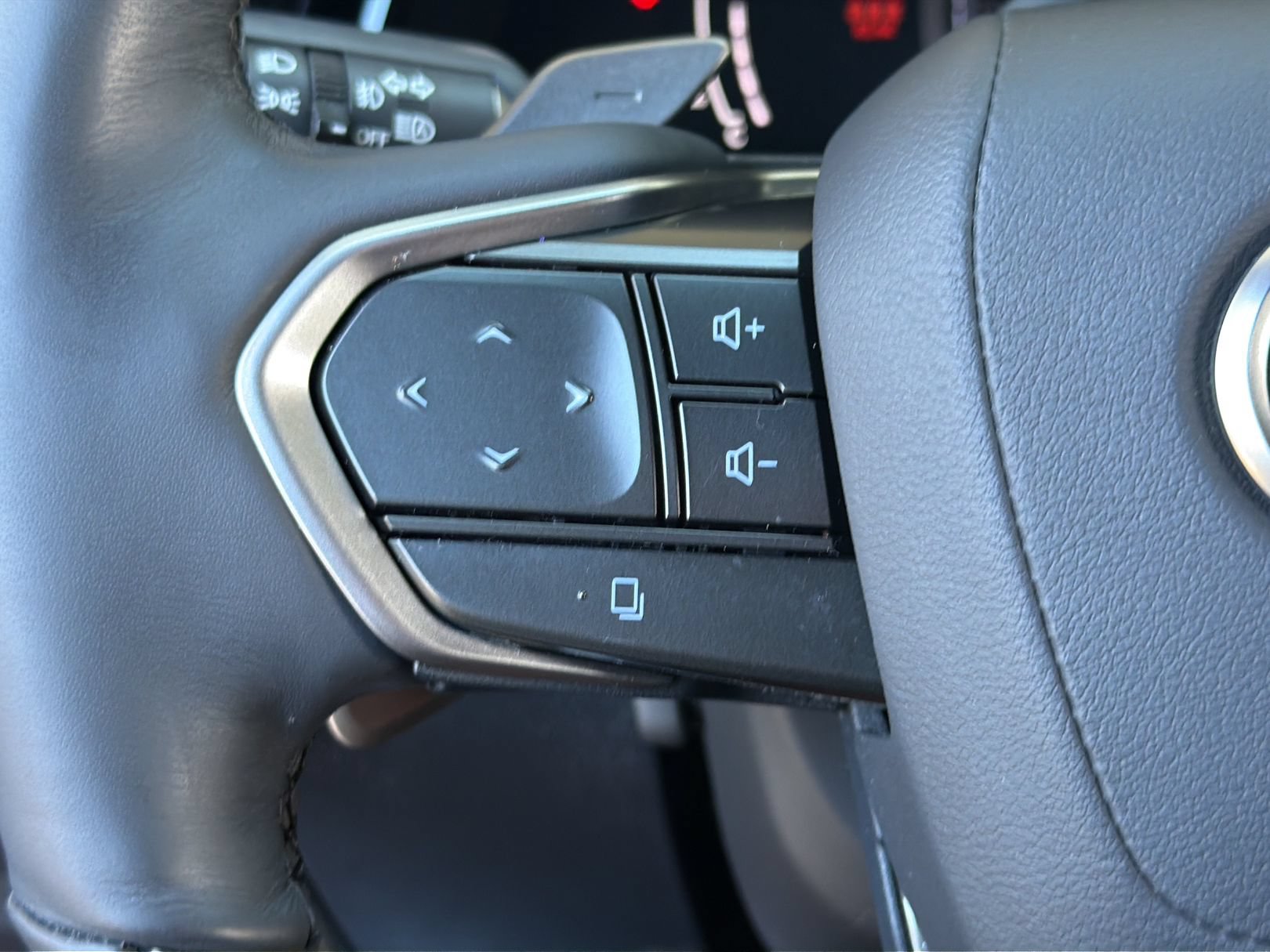 Used 2023 Lexus RX 350 FWD w/ Accessory Package image 23
