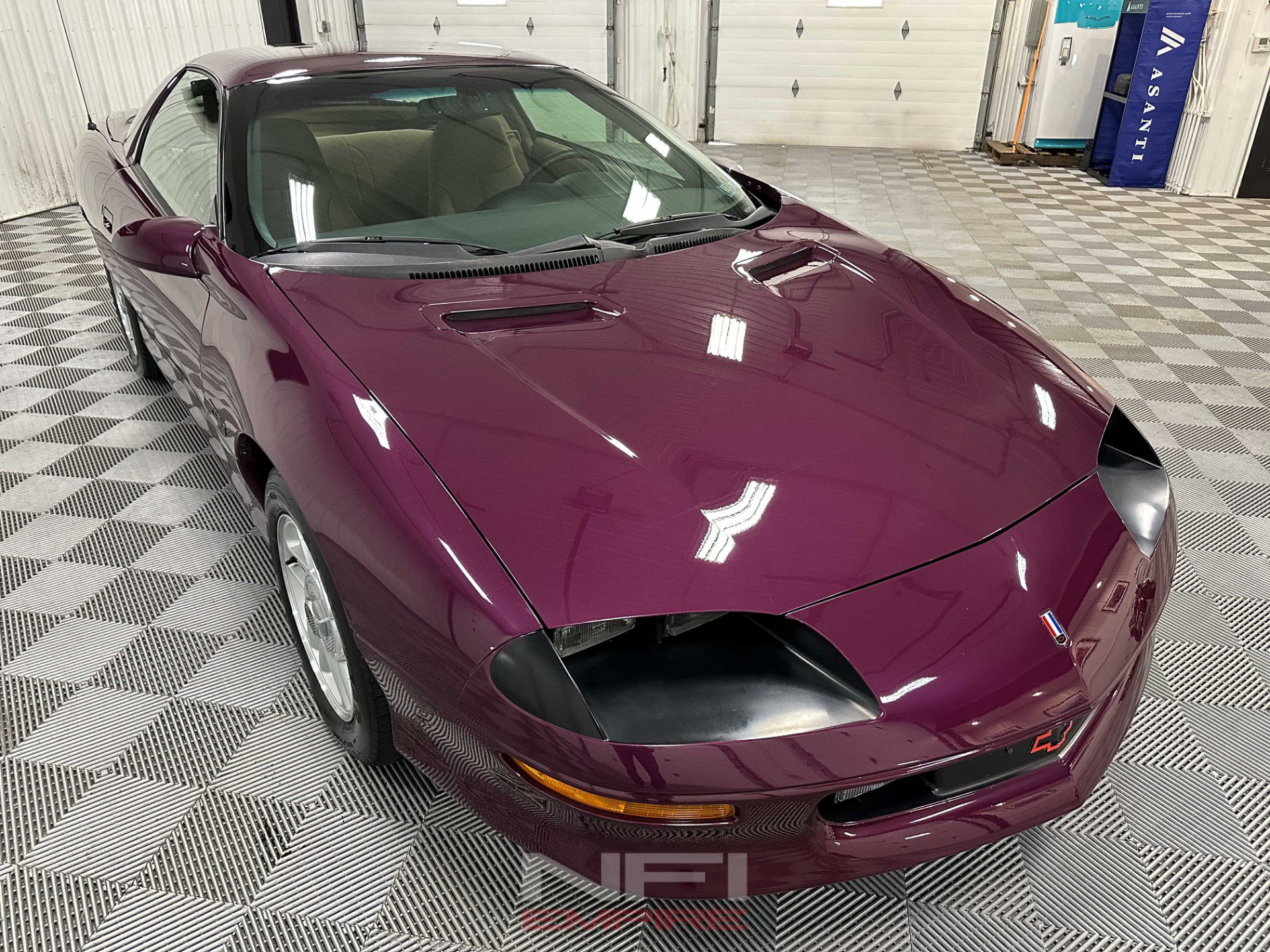 Used 1995 Chevrolet Camaro Z28 RWD image 5