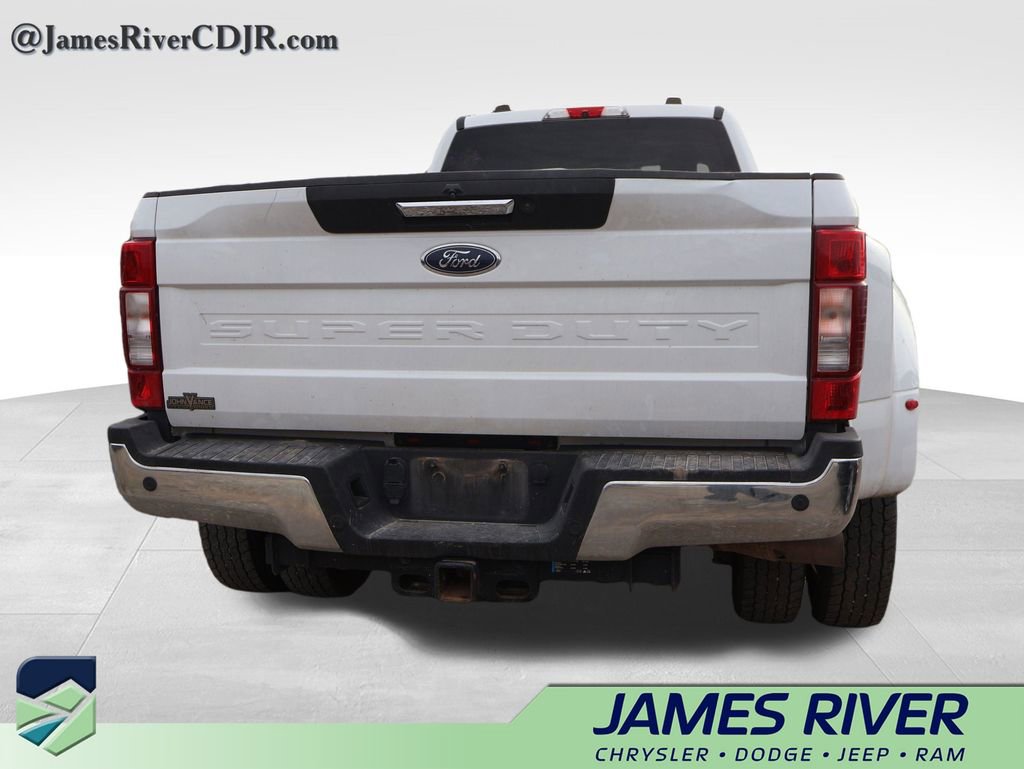 Used 2022 Ford F450 XLT w/ XLT Premium Package image 13