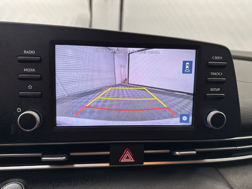 Used 2021 Hyundai Elantra SEL FWD image 25