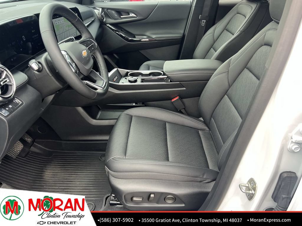 Certified 2026 Chevrolet Equinox LT w/ Convenience Package II FWD image 17