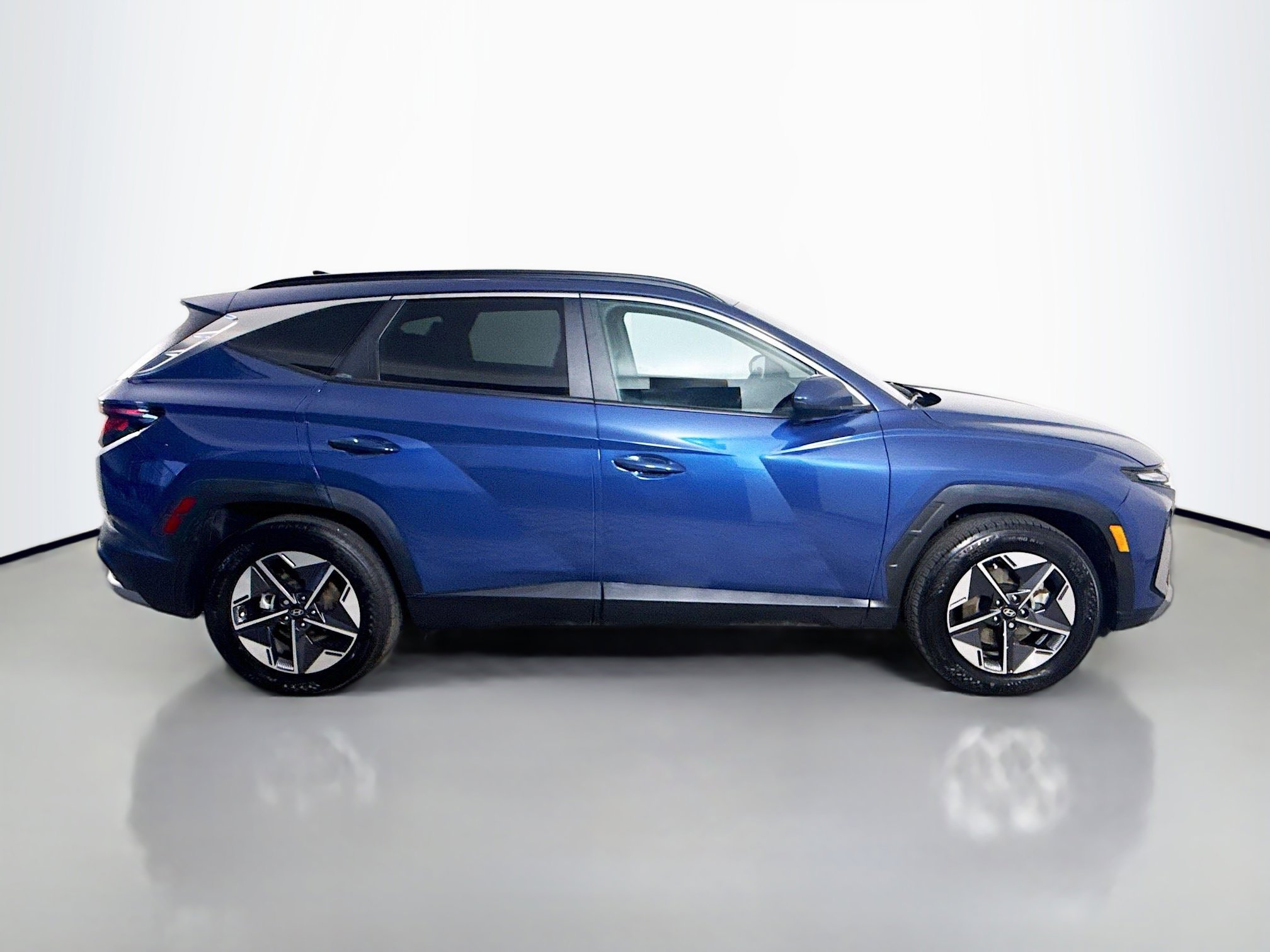 Used 2025 Hyundai Tucson SEL FWD image 11