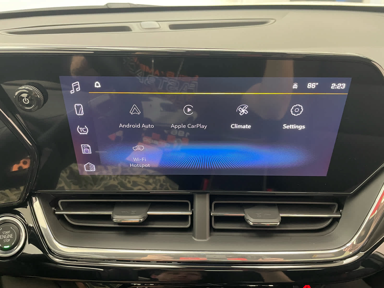 New 2026 Chevrolet Trax RS w/ Sunroof Package FWD image 3