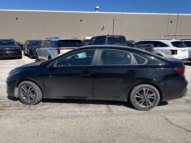 Certified 2023 Kia Forte LXS FWD image 6