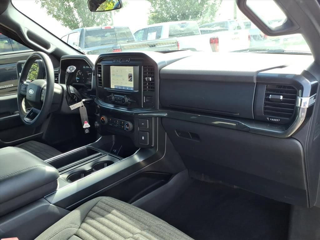 Used 2021 Ford F150 XL w/ STX Appearance Package RWD image 16