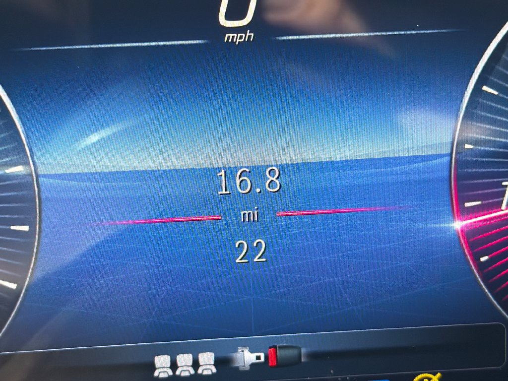 New 2026 Mercedes-Benz GLB 250 4MATIC image 19