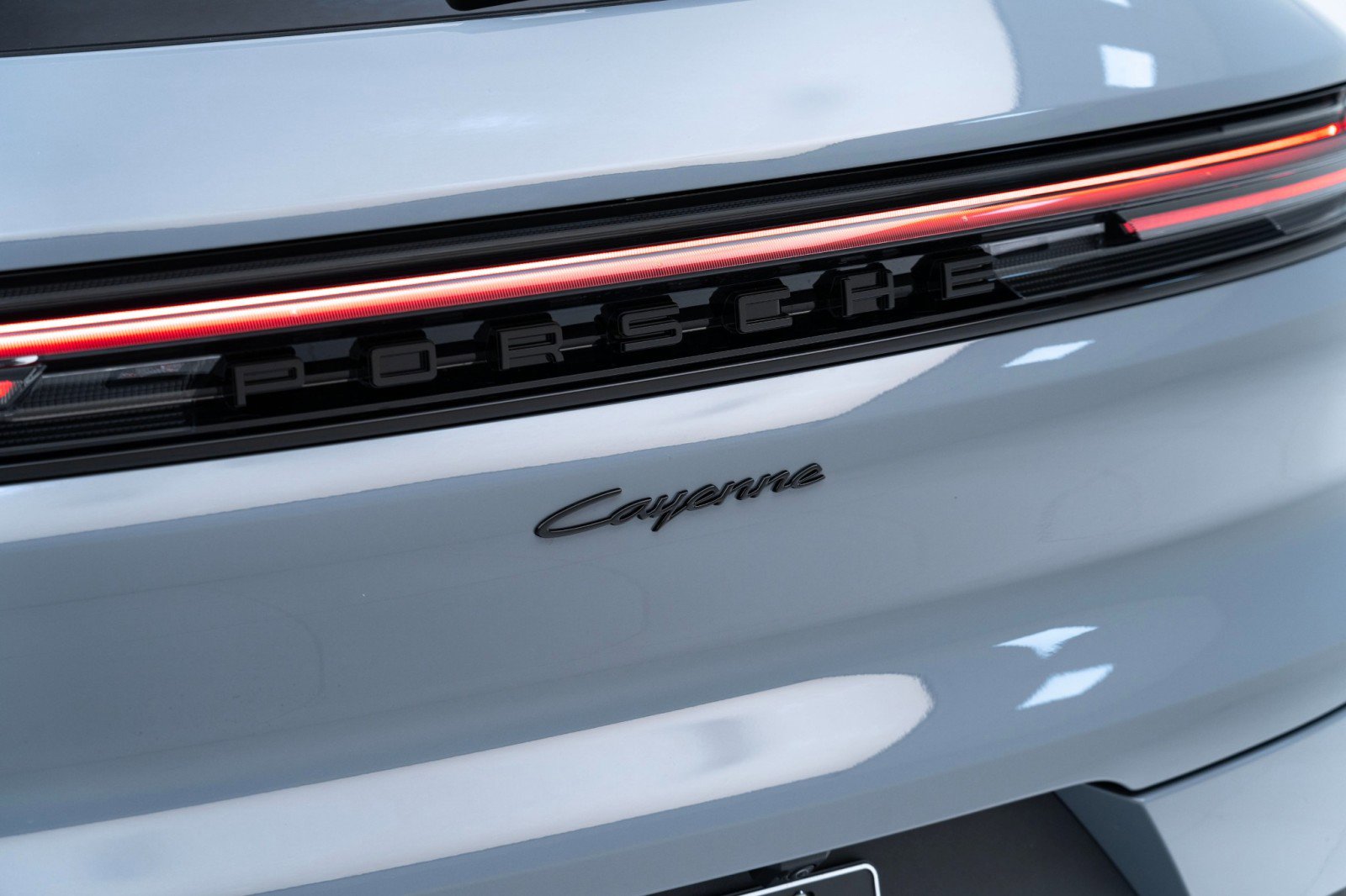 New 2026 Porsche Cayenne image 13