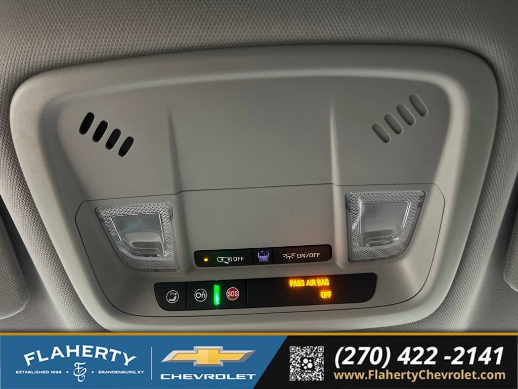 Used 2017 Chevrolet Volt LT w/ Comfort Package FWD image 32