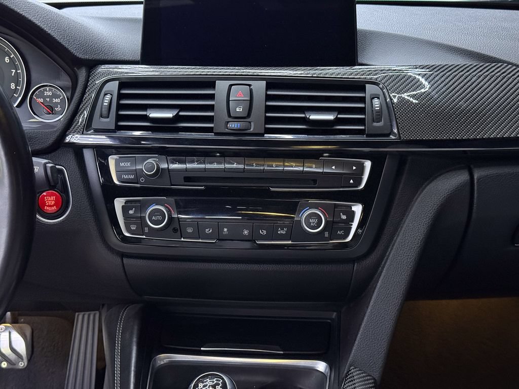 Used 2015 BMW M4 Coupe RWD image 21