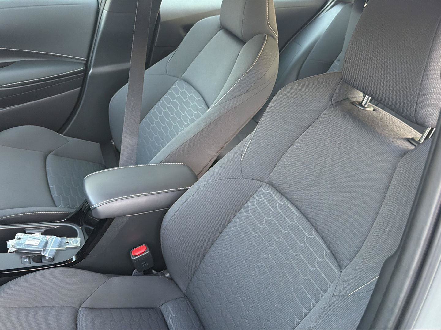 Certified 2026 Toyota Corolla SE FWD image 27
