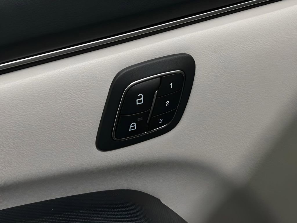 Certified 2023 Ford Mustang Mach-E Premium image 18