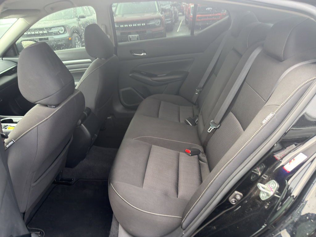Used 2021 Nissan Altima 2.5 SV FWD image 14