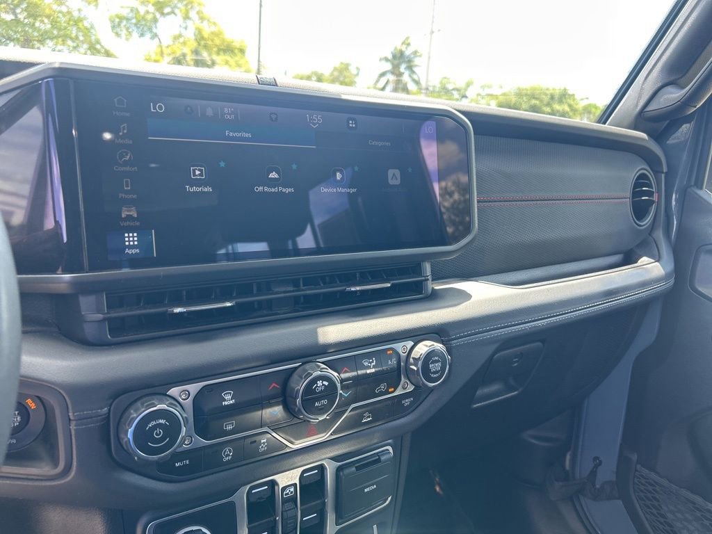 Used 2024 Jeep Wrangler Unlimited Rubicon image 11