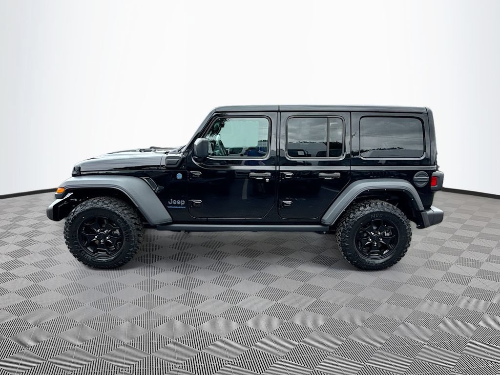 Used 2023 Jeep Wrangler Unlimited w/ Cold Weather Group AWD/4WD image 9