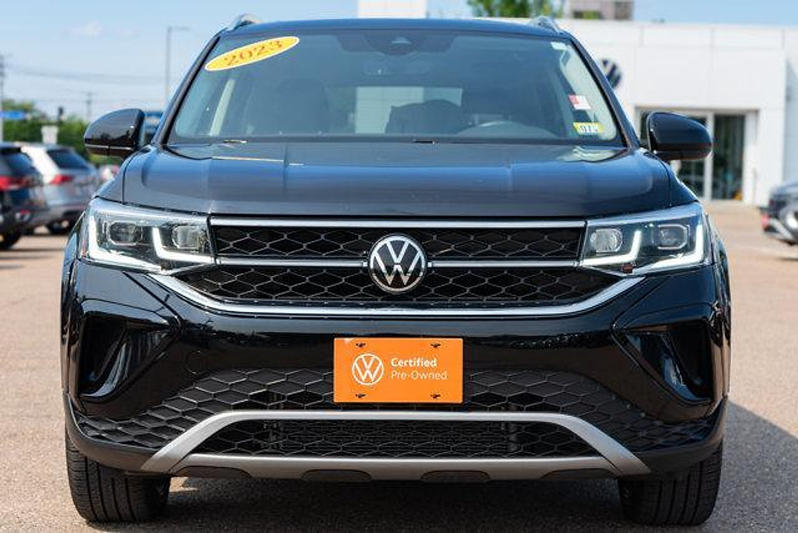 Certified 2023 Volkswagen Taos SEL AWD/4WD image 9