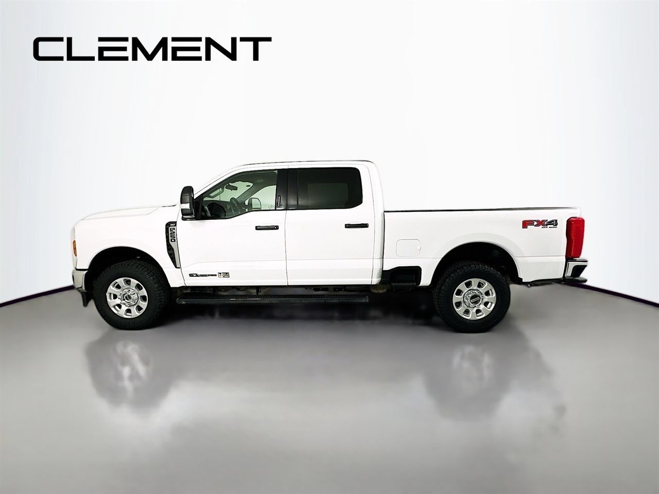 Certified 2024 Ford F250 XLT w/ FX4 Off-Road Package AWD/4WD image 6