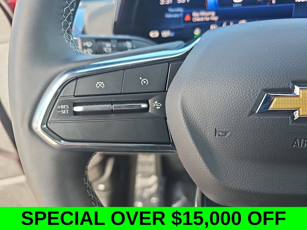 Used 2024 Chevrolet Blazer EV LT AWD/4WD image 17