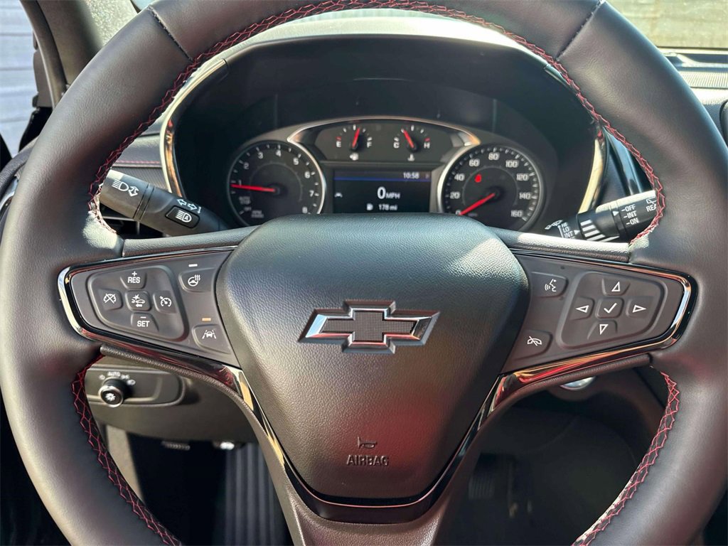 Used 2024 Chevrolet Equinox RS w/ RS Leather Package image 16