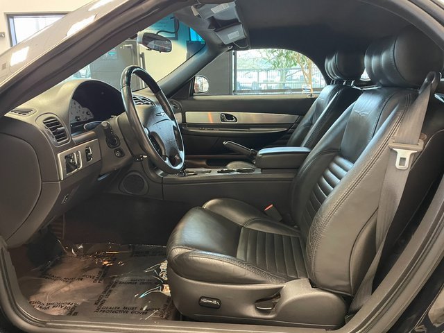 Used 2002 Ford Thunderbird image 13