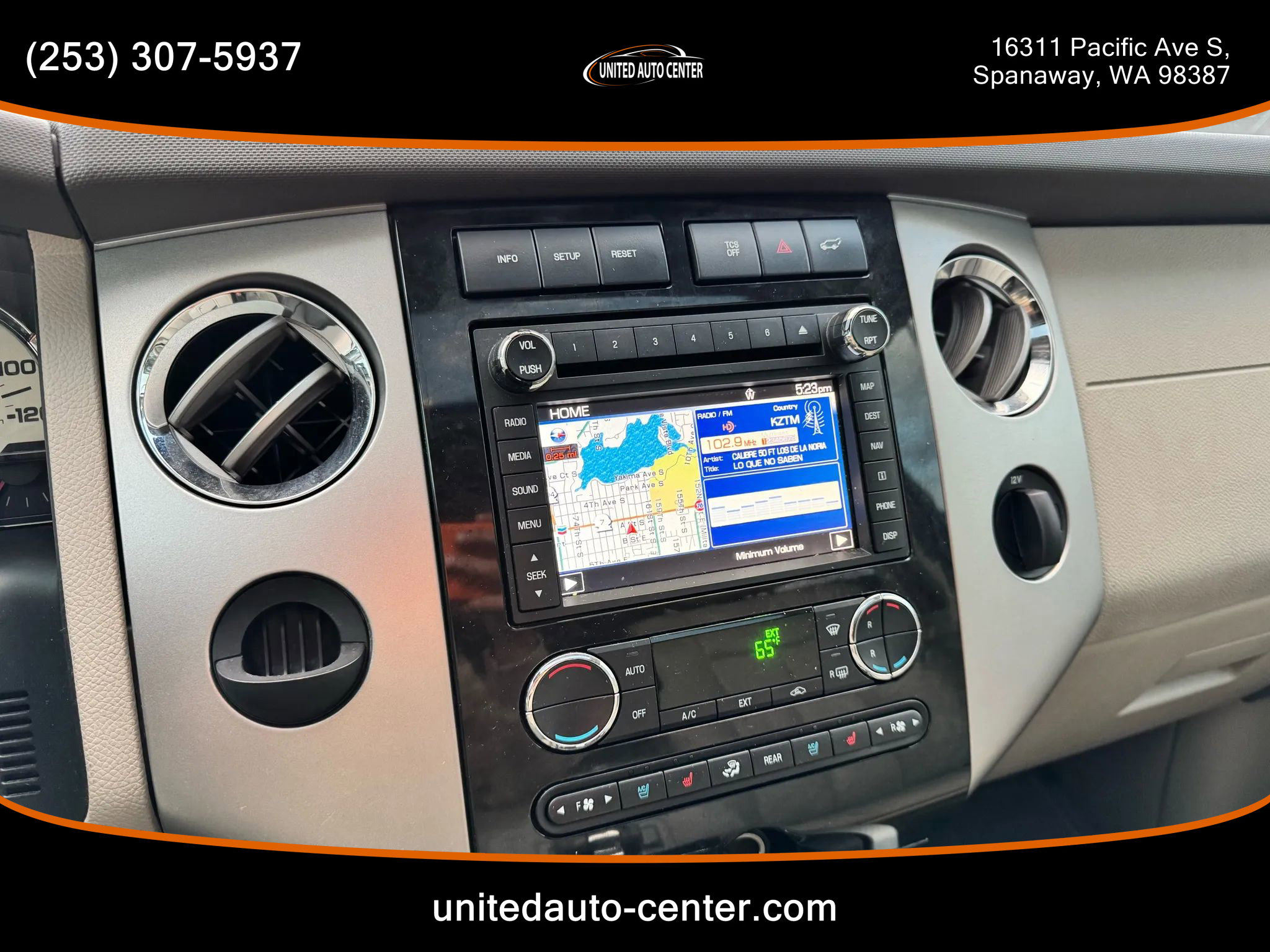 Used 2013 Ford Expedition Limited image 14