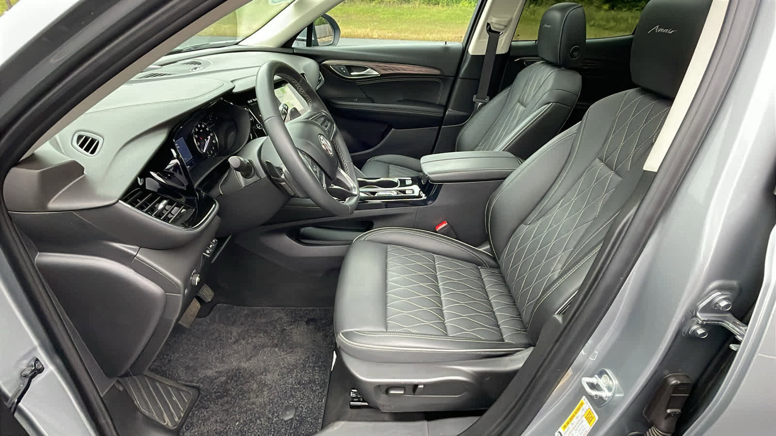 Certified 2023 Buick Envision Avenir image 7