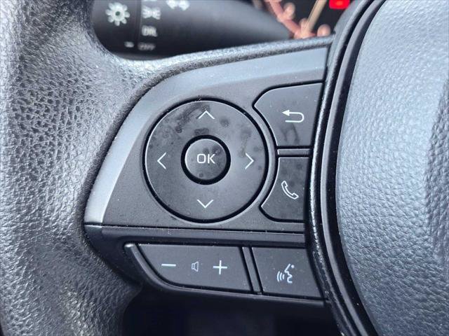Used 2024 Toyota RAV4 LE AWD/4WD image 31