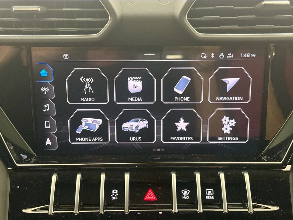 Used 2022 Lamborghini Urus AWD/4WD image 15
