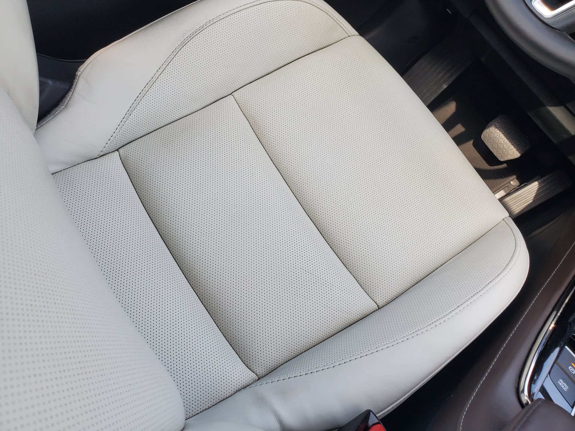 Used 2024 MAZDA CX-30 AWD 2.5 S w/ Premium Package image 17